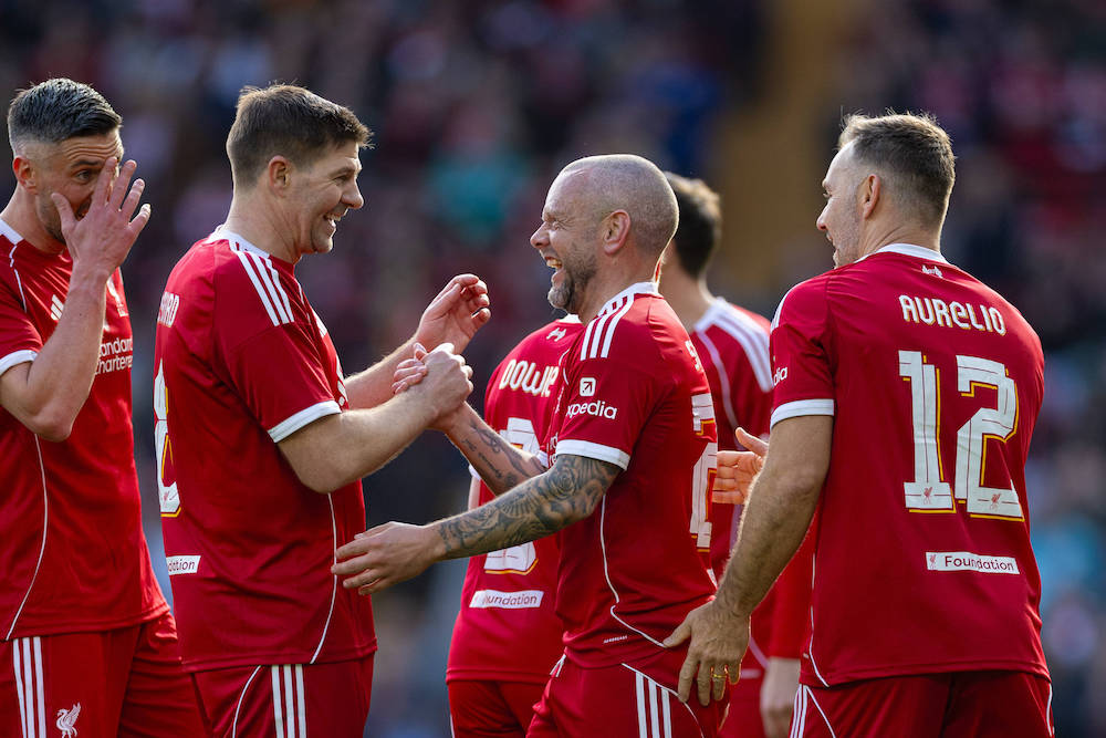 📹 📸  LFC Legends – Dortmund Legends 2-2: Thiago storspelade och Spearing drömmålade